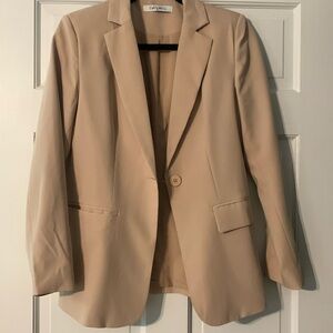 Size S over sized beige blazer.